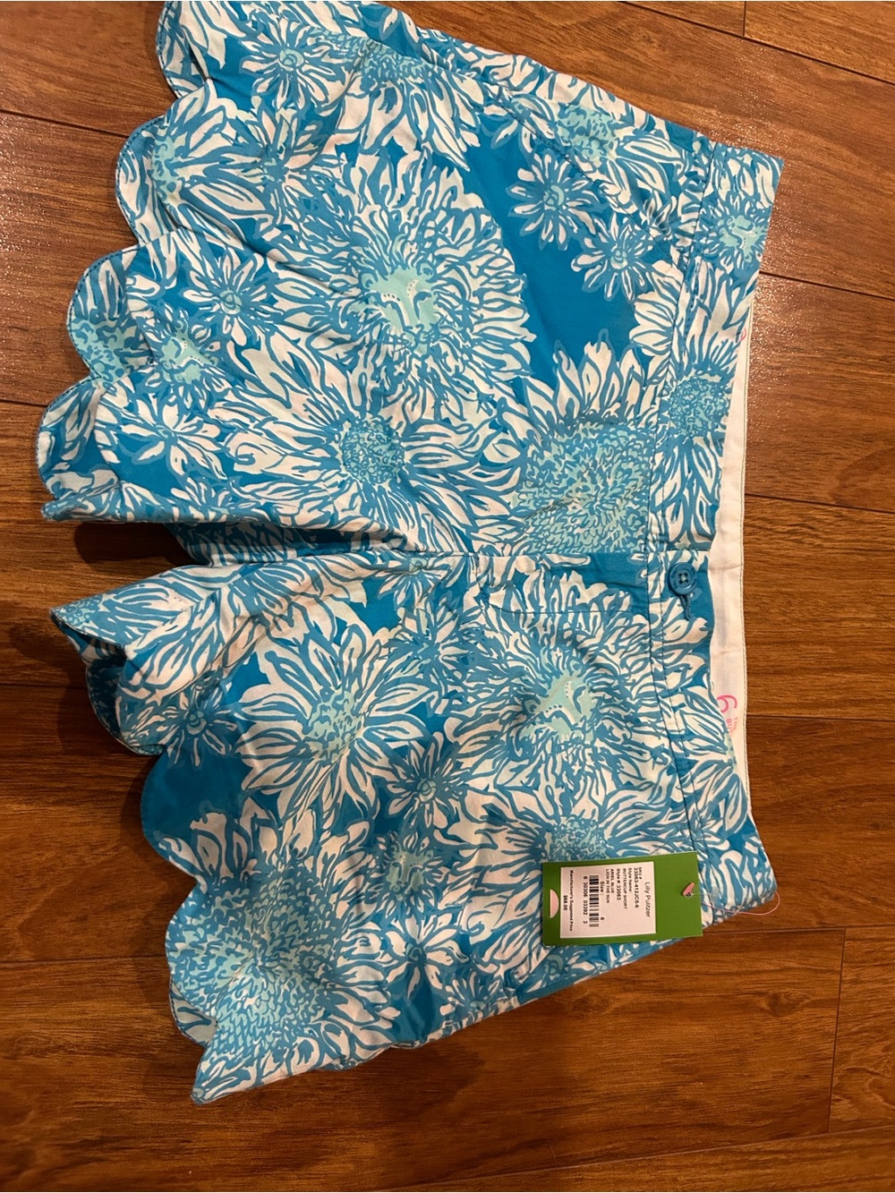 Lilly Pulitzer Buttercup Shorts size 6